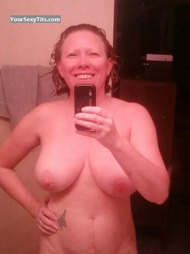 Mein Sehr grosser Busen Topless Selbstporträt von Debbie